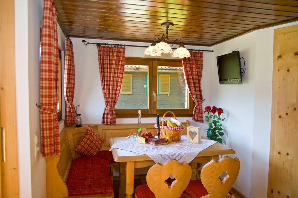 Feriendorf Oberhof Flachau Ruang foto